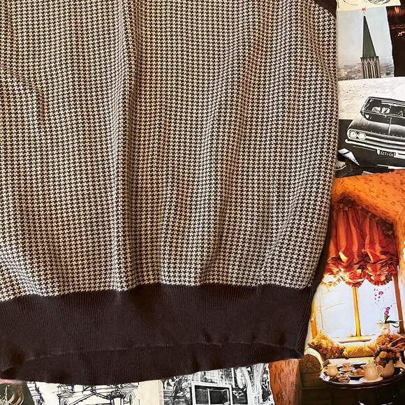 Brown Houndstooth Sleeveless Sweater Vest - Picture 2 of 5